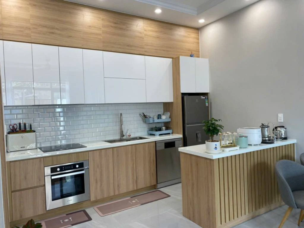 Cho thuê nhà kiệt 141 Tiểu La Hải Châu, 3 tầng x 50m2, giá chỉ 25tr/tháng — ảnh 2