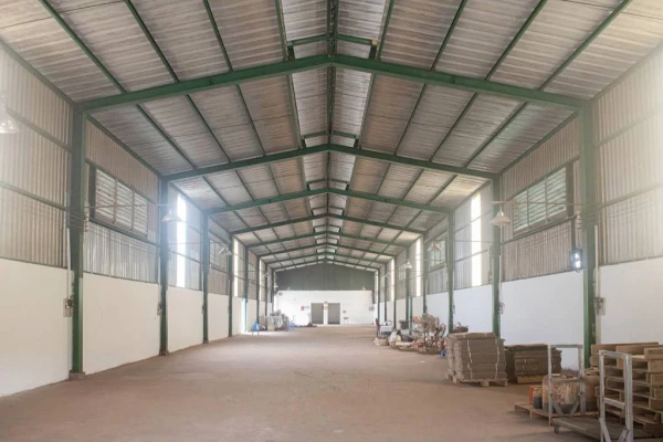 Cho thuê kho xưởng Hải Phòng, 1000m² mở rộng được, gần đường QL10, có sẵn văn phòng, nhà ăn