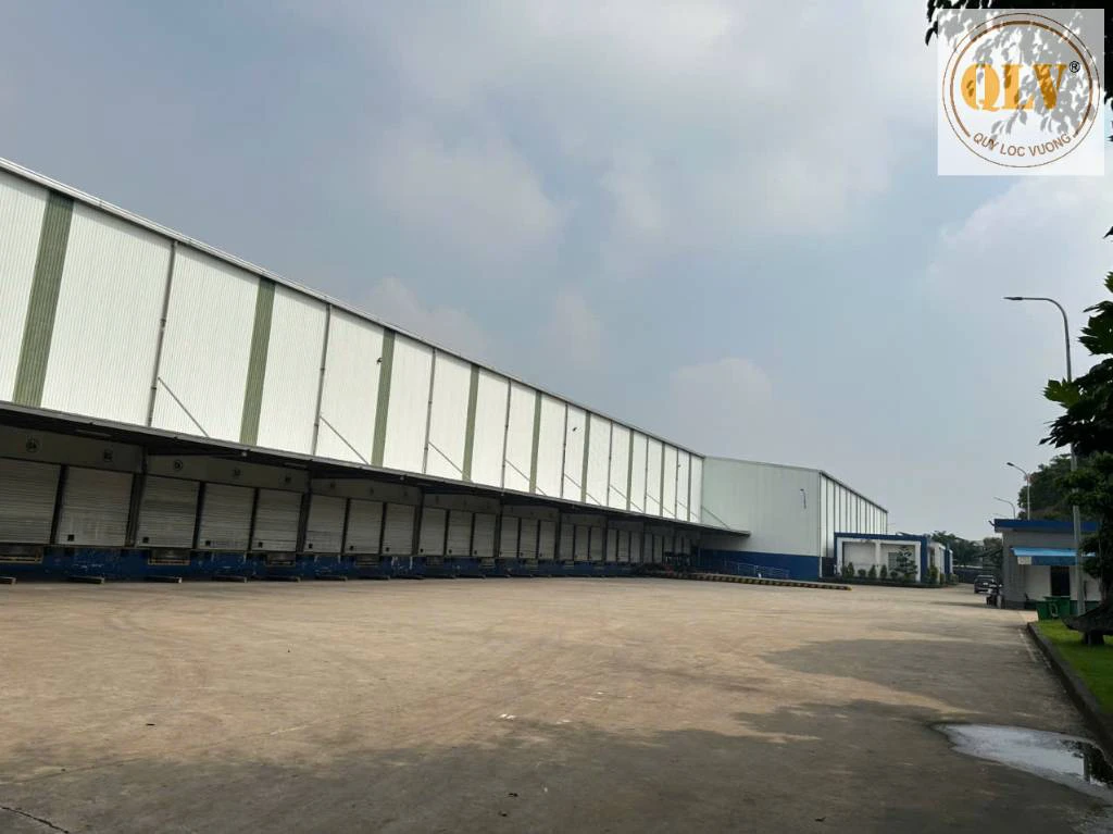 Cho thuê kho xưởng Dĩ An, Bình Dương, diện tích 13.500m² — ảnh 1