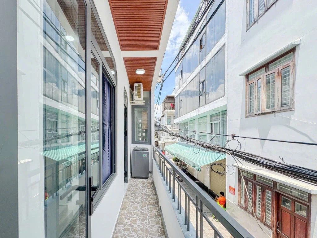 CĂN HỘ 1 PN LÊ VĂN DUYỆT, BÌNH THẠNH, BAN CÔNG LỚN, PHÒNG KHÁCH RỘNG — ảnh 6