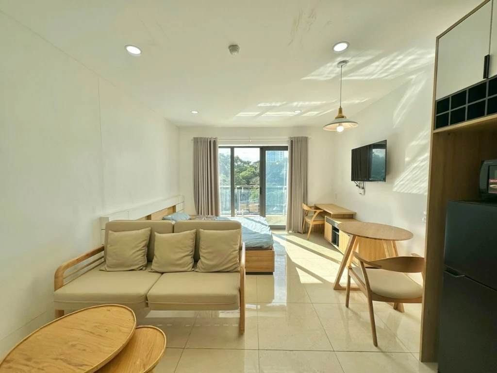 CHO THUÊ CĂN HỘ NGUYỄN NGỌC PHƯƠNG BÌNH THẠNH, BAN CÔNG LỚN, KHU BẾP XA GIƯỜNG, FULL NỘI THẤT — ảnh 5
