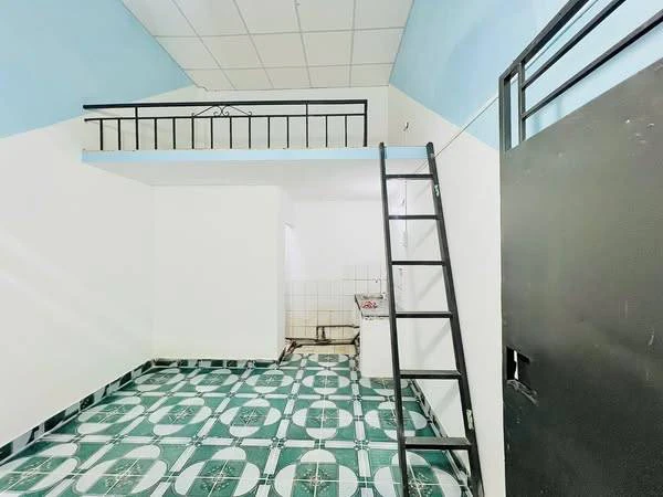 Cho thuê phòng trọ Nguyễn Tri Phương, Dĩ An, gần Linh Xuân, giá 2.1 triệu, gác cao — ảnh 1