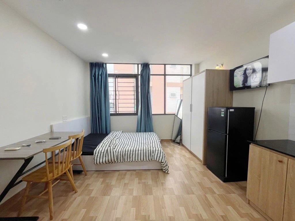 CHO THUÊ CĂN HỘ TẠI NGUYỄN CỬU VÂN, BÌNH THẠNH, PHÒNG RỘNG, CỬA SỔ THOÁNG — ảnh 4