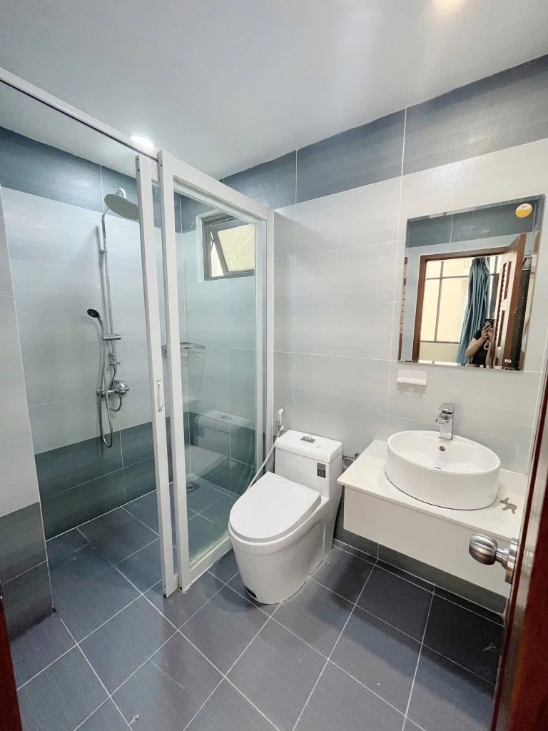 CHO THUÊ CĂN HỘ TẠI NGUYỄN CỬU VÂN, BÌNH THẠNH, PHÒNG RỘNG, CỬA SỔ THOÁNG — ảnh 9
