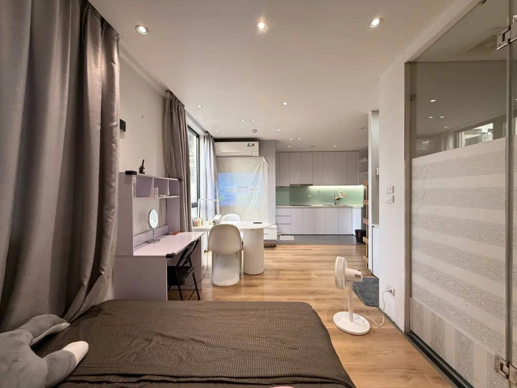 CHO THUÊ CĂN HỘ KIM MÃ BA ĐÌNH, 1PN 45M2 Ô TÔ ĐỖ CỬA, NGAY LOTTEMALL LIỄU GIAI — ảnh 3