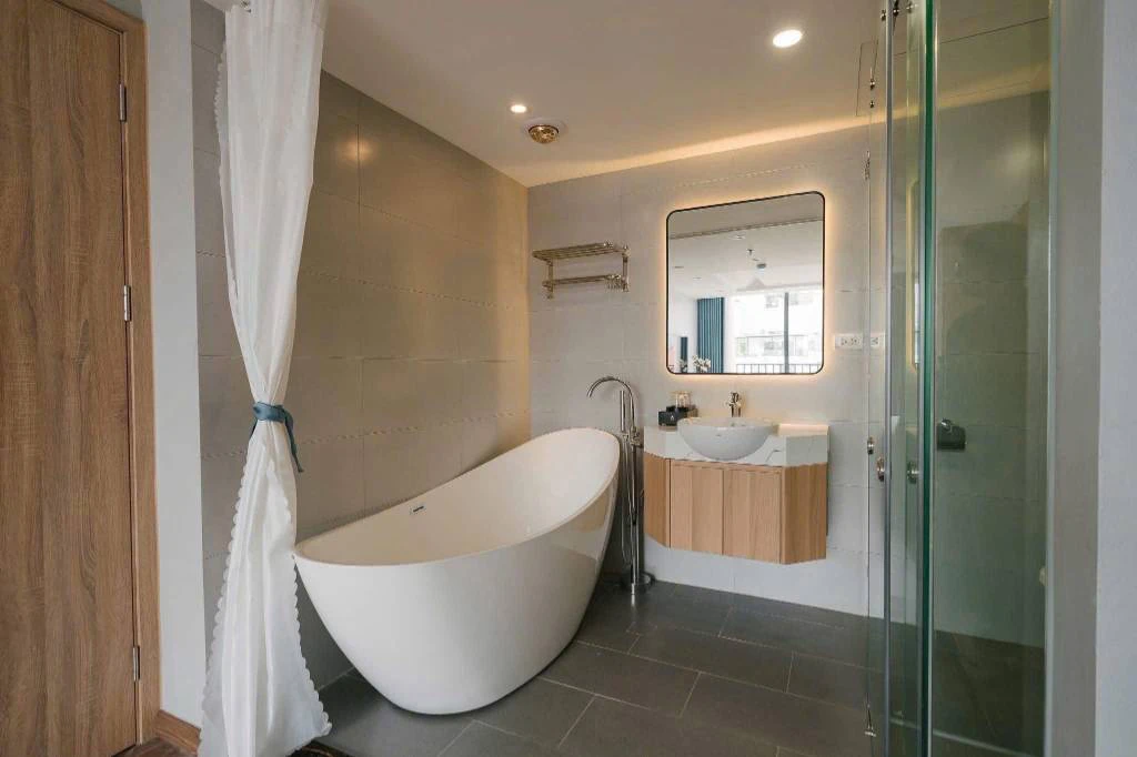 Cho thuê căn hộ Lạc Long Quân Tây Hồ, 2PN 1PK nhà mới tinh, cách hồ 50m, full nội thất, chỉ 8tr5 — ảnh 7