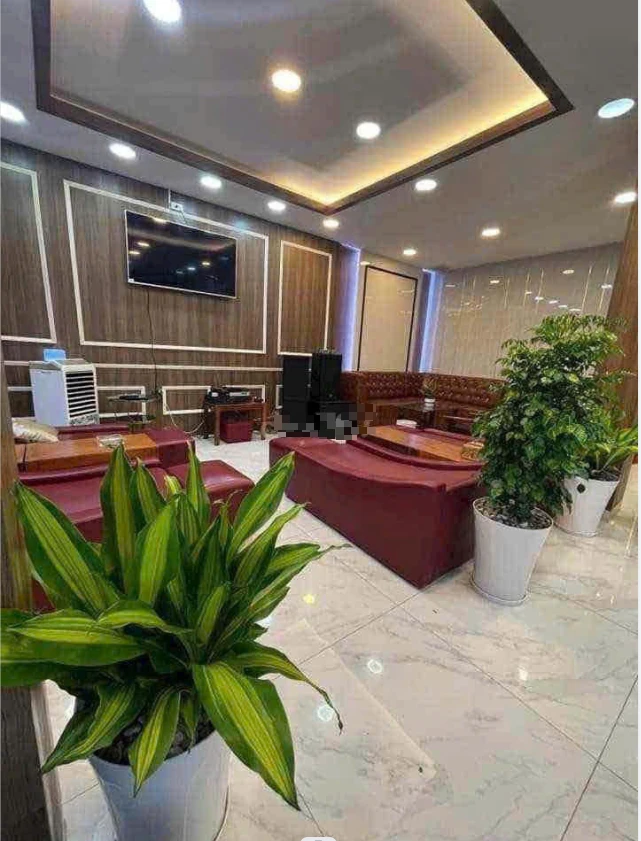 Cho thuê nhà Lương Hữu Khánh, Quận 1, 8,7x18m nở hậu 9m, trệt 1 lầu giá 100 triệu/tháng — ảnh 3