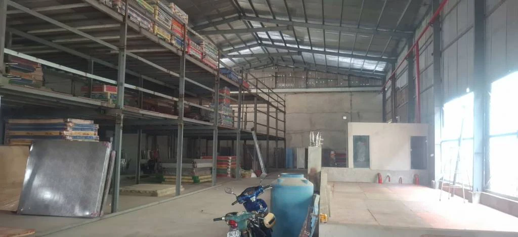 Cho thuê nhà xưởng Vĩnh Lộc Bình Chánh, dt 1200m2, trần cao 9m, mái cách nhiệt, giá 80tr — ảnh 1