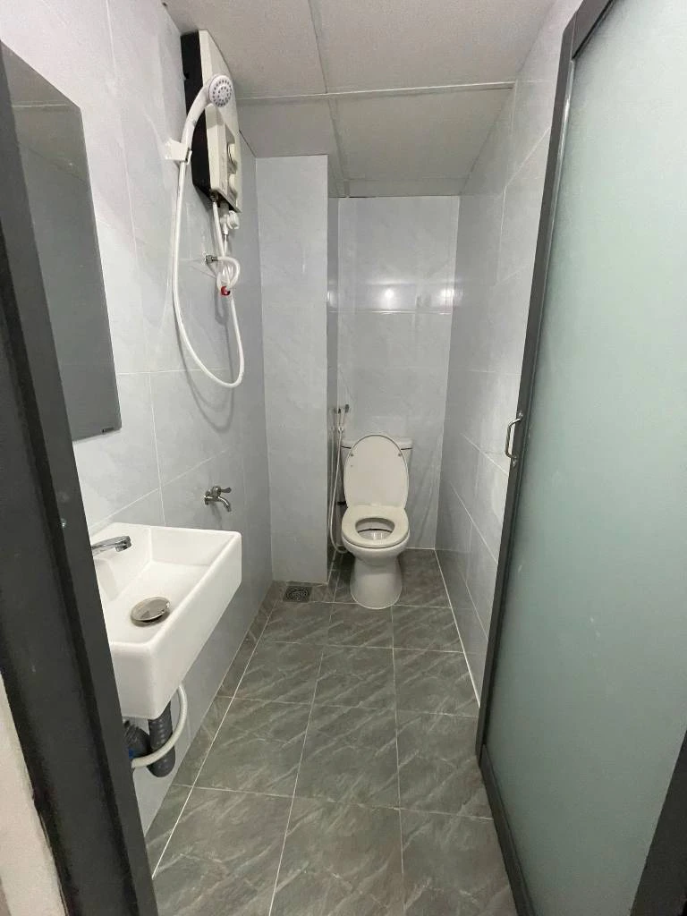 CHO THUÊ PHÒNG TRỌ HÙNG VƯƠNG, QUẬN 10, DT 18M2, TRONG NHÀ, GIÁ 4,5TR — ảnh 2