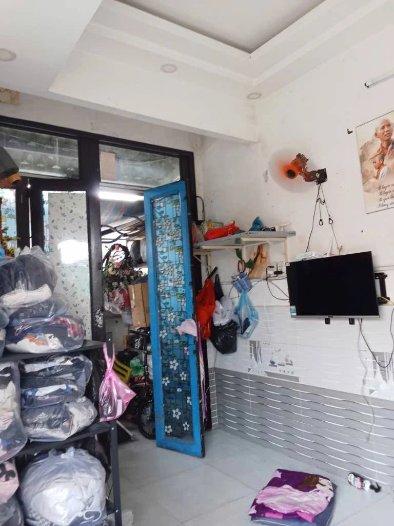 CHO THUÊ PHÒNG TRỌ HÙNG VƯƠNG, QUẬN 10, DT 18M2, TRONG NHÀ, GIÁ 4,5TR — ảnh 3