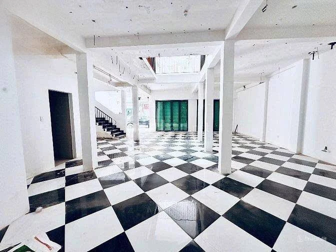 Cho thuê nhà số 423 đường Sư Vạn Hạnh, Quận 10, 11x14m, 4 lầu, giá thuê 120 triệu — ảnh 2