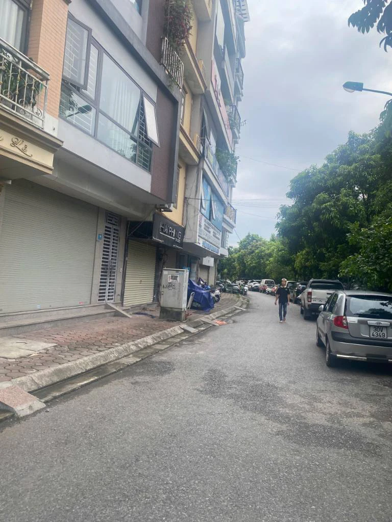 Cho thuê nhà ngõ 120 Trường Chinh, Đống Đa, 45m x 7 tầng thang máy, ô tô tránh, giá 35 triệu — ảnh 1