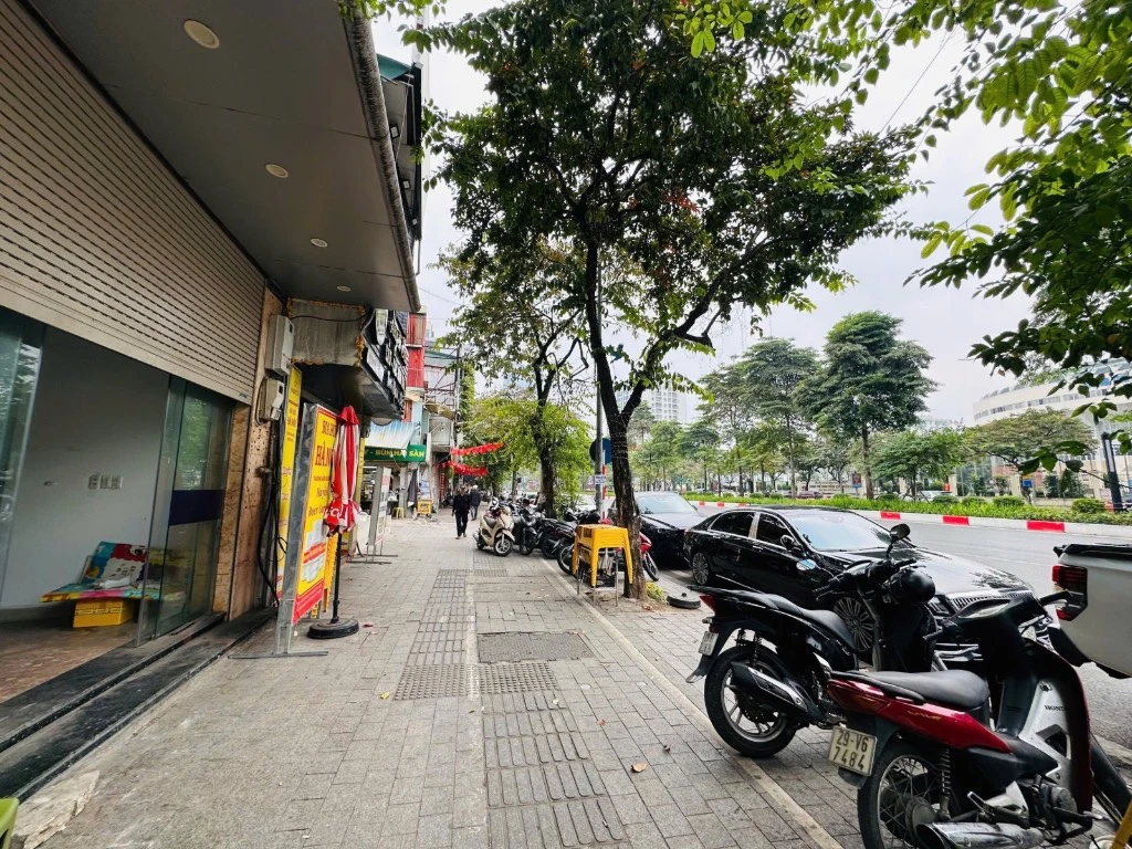 Bán nhà mặt phố Văn Cao, view Quần Ngựa, 95m², thu nhập 150tr/tháng — ảnh 2