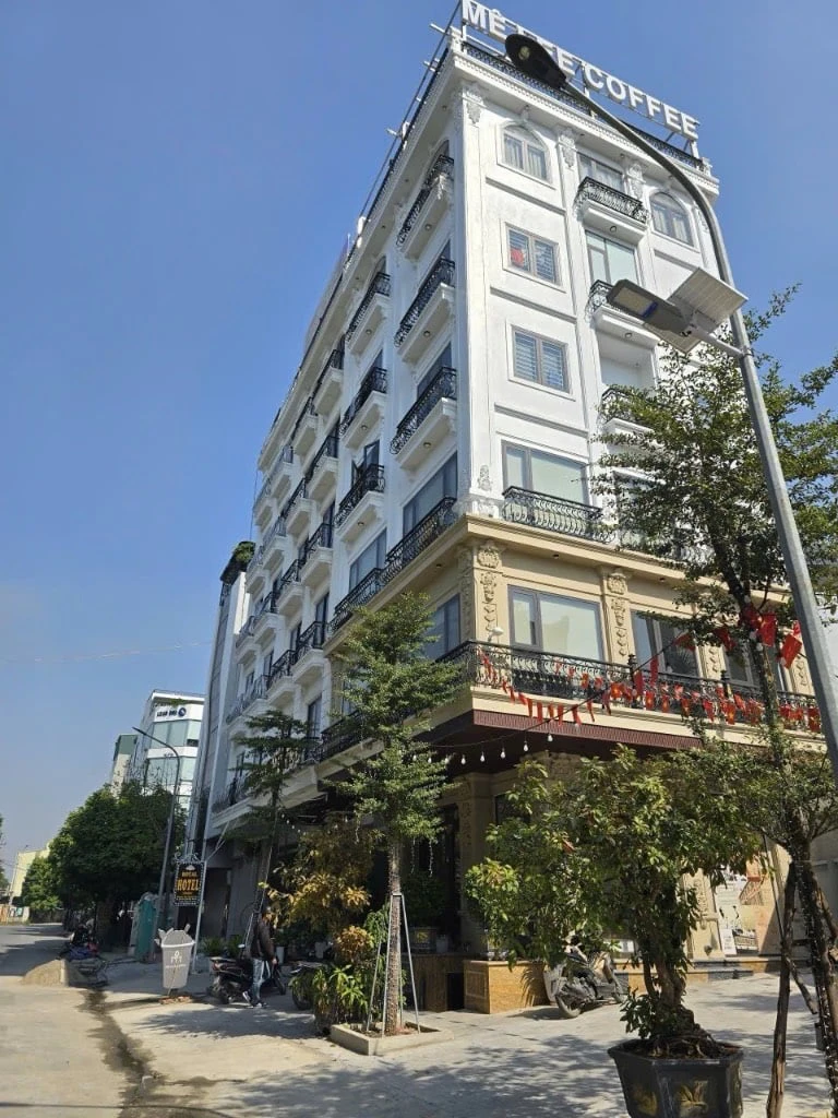 Bán tòa nhà Trịnh Văn Bô, 3 mặt thoáng, ô tô tránh, full công năng kinh doanh — ảnh 1