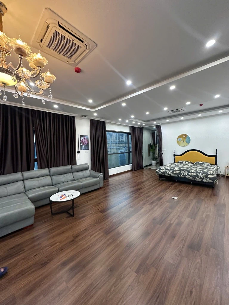 TÒA VĂN PHÒNG MẶT PHỐ NGUYỄN VĂN CỪ, LONG BIÊN, VỈA HÈ RỘNG, HẦM XE RIÊNG — ảnh 9