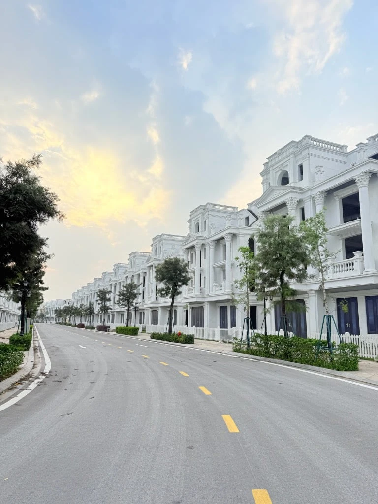 BÁN BIỆT THỰ HIM LAM LONG BIÊN GOLF VILLAS, CHẤT SỐNG THƯỢNG LƯU GIỮA LÒNG THỦ ĐÔ — ảnh 2