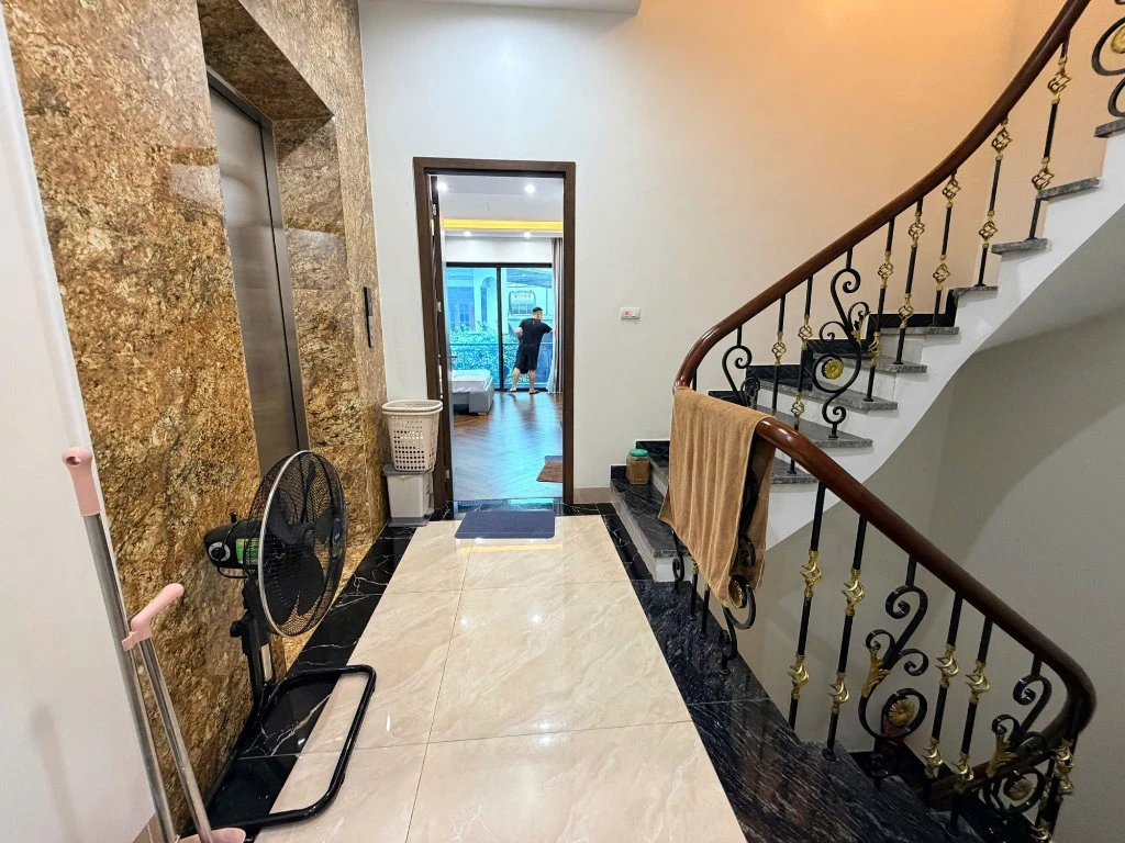 CHÍNH CHỦ BÁN NHÀ NGUYỄN KHANG CẦU GIẤY, 83M² 6 TẦNG, FULL NỘI THẤT, GIÁ 29.9 TỶ — ảnh 4