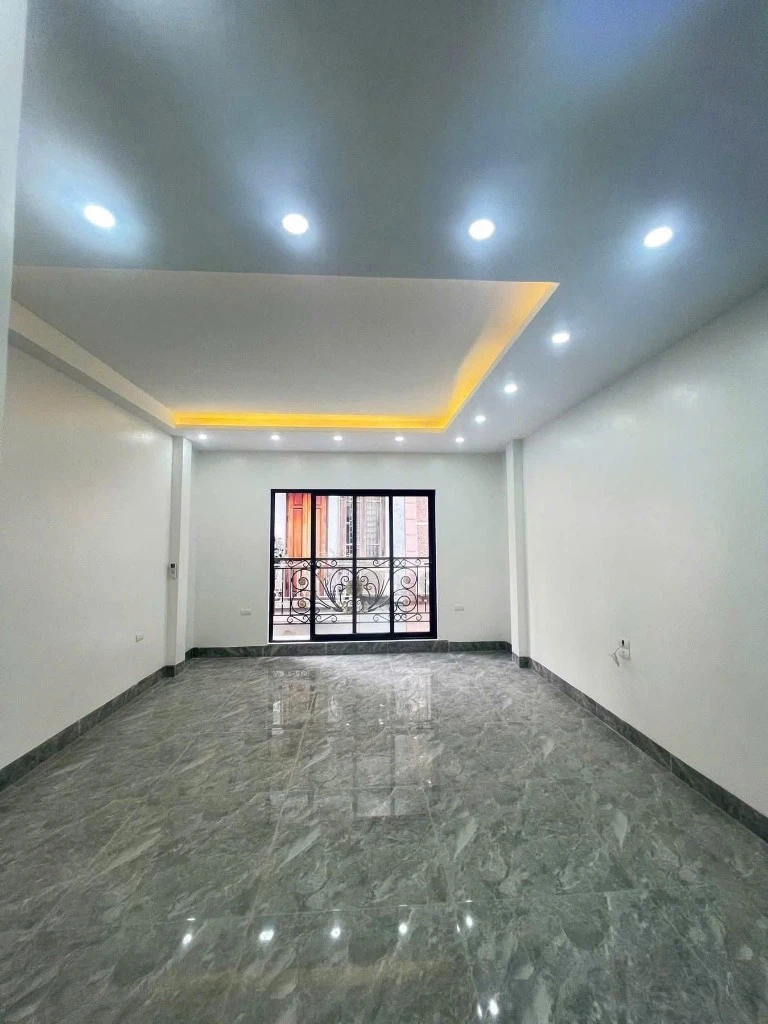 SIÊU PHẨM, BÁN NHÀ NGUYỄN ĐÌNH HOÀN, 6 TẦNG THANG MÁY, GARA Ô TÔ, KINH DOANH ĐỈNH, 18 TỶ — ảnh 7