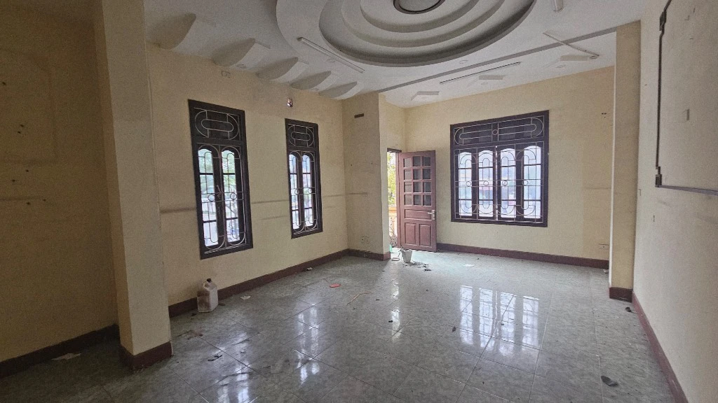 BÁN NHÀ MẶT PHỐ HOÀNG QUỐC VIỆT, CẦU GIẤY, 2 MẶT THOÁNG, KINH DOANH MỌI LOẠI HÌNH — ảnh 3