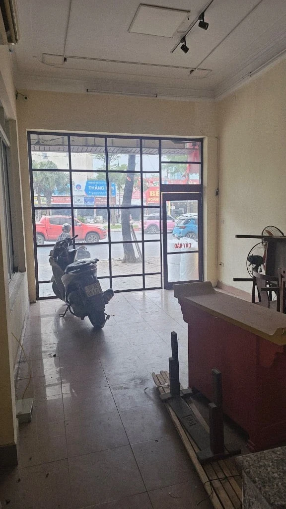 BÁN NHÀ MẶT PHỐ HOÀNG QUỐC VIỆT, CẦU GIẤY, 2 MẶT THOÁNG, KINH DOANH MỌI LOẠI HÌNH