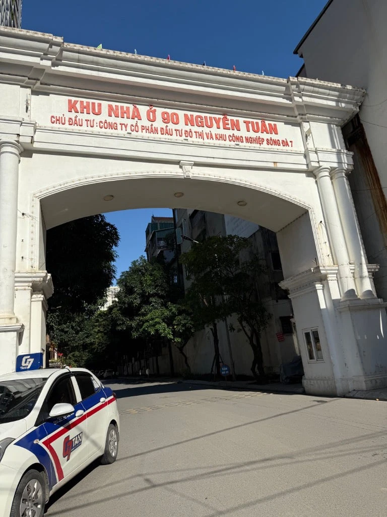 BÁN LIỀN KỀ NGUYỄN TUÂN, THANH XUÂN, VỈA HÈ RỘNG, THANG MÁY, 2 THOÁNG VĨNH VIỄN, GIÁ 47 TỶ — ảnh 1