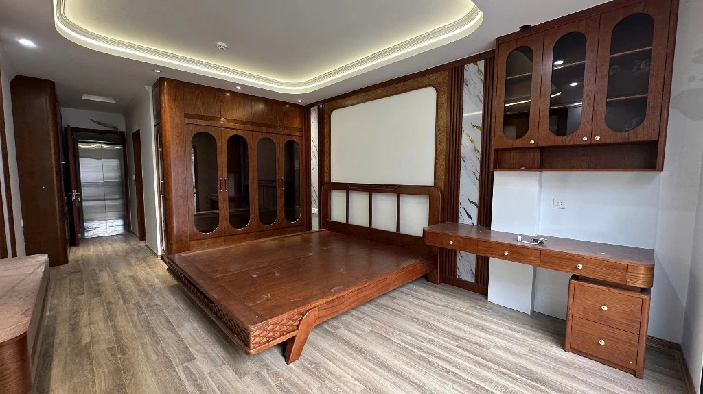 SIÊU PHẨM, BÁN NHÀ PHÂN LÔ TRẦN QUỐC HOÀN, 7 TẦNG THANG MÁY, NGÕ Ô TÔ KINH DOANH SẦM UẤT — ảnh 4