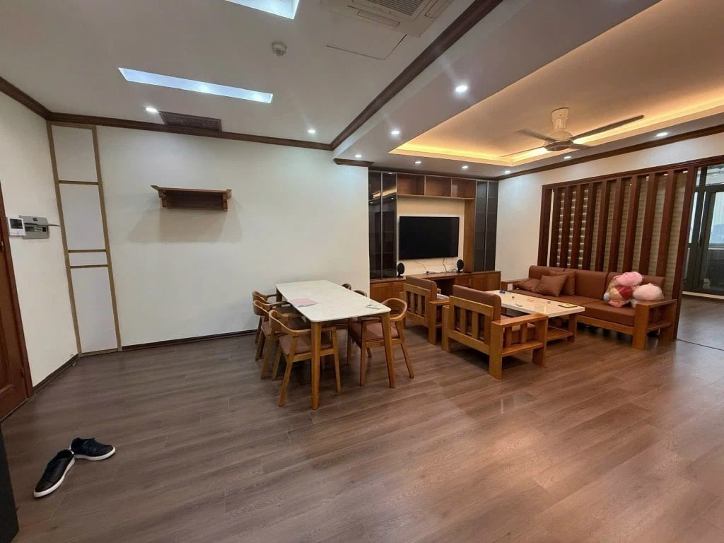 BÁN CĂN HỘ EUROWINDOW MULTI COMPLEX, TRẦN DUY HƯNG, FULL NỘI THẤT CAO CẤP, VIEW ĐẸP — ảnh 3