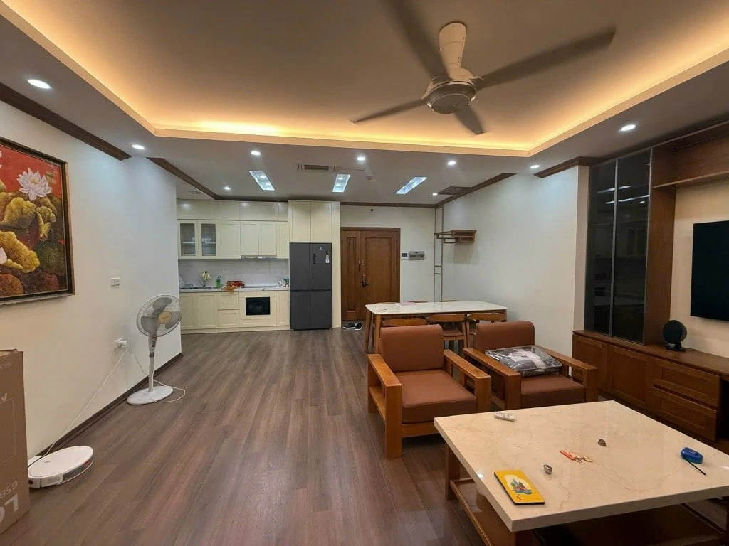 BÁN CĂN HỘ EUROWINDOW MULTI COMPLEX, TRẦN DUY HƯNG, FULL NỘI THẤT CAO CẤP, VIEW ĐẸP — ảnh 1