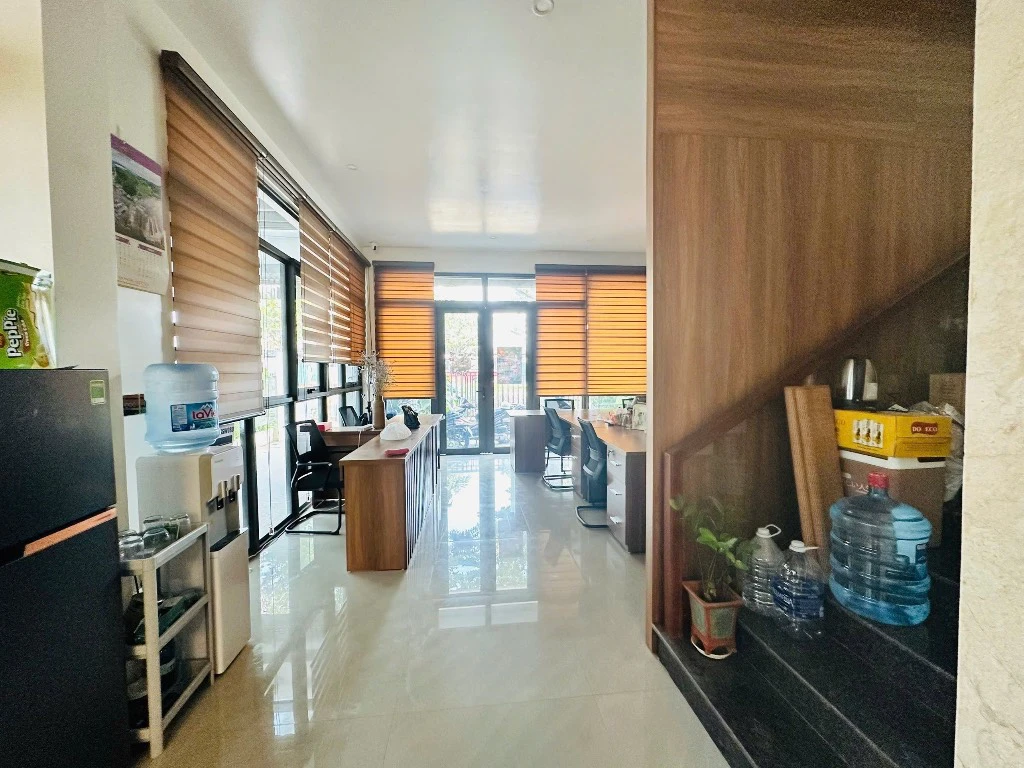 BÁN BIỆT THỰ AN VƯỢNG VILLA, 180M² THANG MÁY, FULL NỘI THẤT, VỊ TRÍ VÀNG GIỮA ĐÔ THỊ DƯƠNG NỘI — ảnh 3