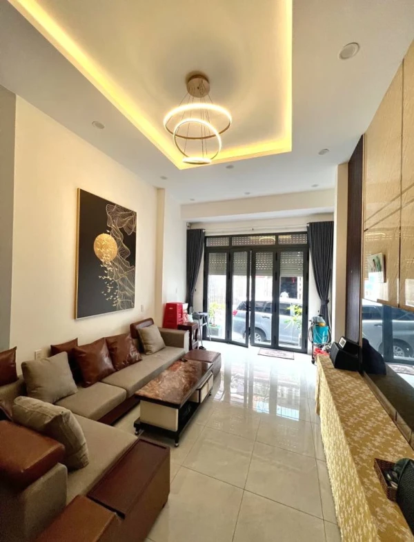 Bán nhà Bình Trị Đông Bình Tân, 4x18m nở hậu 8m, HXH 7m rộng, trệt 3 lầu sổ riêng, hoàn công đủ