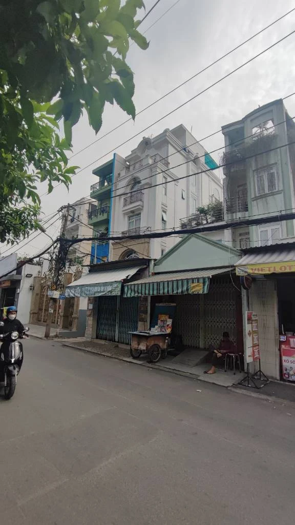 Giá ngộp bán nhà Thích Quảng Đức, Phường 5, Phú Nhuận, 6x26.1m, cấp 4, nhỉnh 19.1 tỷ