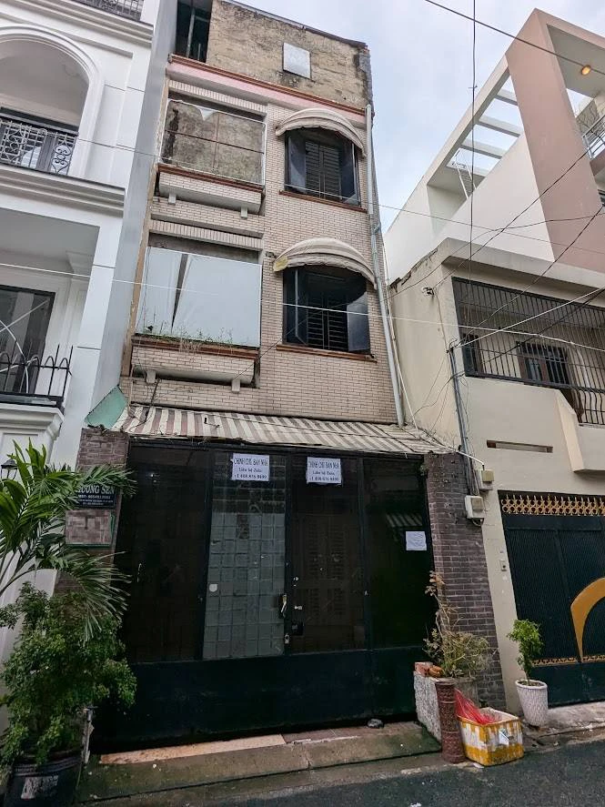 Hiếm có, bán nhà Huỳnh Văn Bánh, Phú Nhuận, 4.6x16m, 4 tầng, chỉ 16 tỷ — ảnh 1