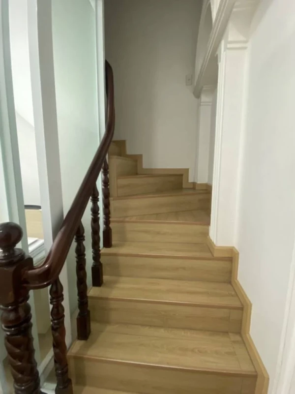 Bán nhanh nhà mặt tiền Nguyễn Hữu Cảnh, Bình Thạnh, 4.2x11.5m, 4 tầng, chỉ 15 tỷ