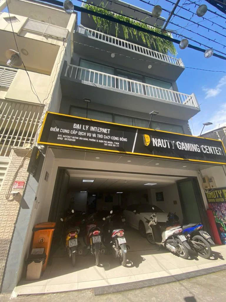 Bán nhà hẻm xe hơi Lê Thị Riêng, Quận 1, 3 mặt thoáng, ngang 4,2x24m 2 lầu thang máy, giá 27 tỷ — ảnh 1