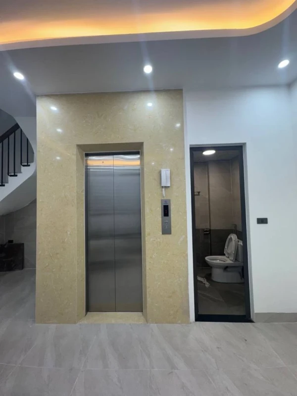 BÁN NHÀ PHỐ ĐỒNG CỔ TÂY HỒ, 6 TẦNG THANG MÁY, Ô TÔ VÀO NHÀ, GIÁ CHỈ NHỈNH 15 TỶ