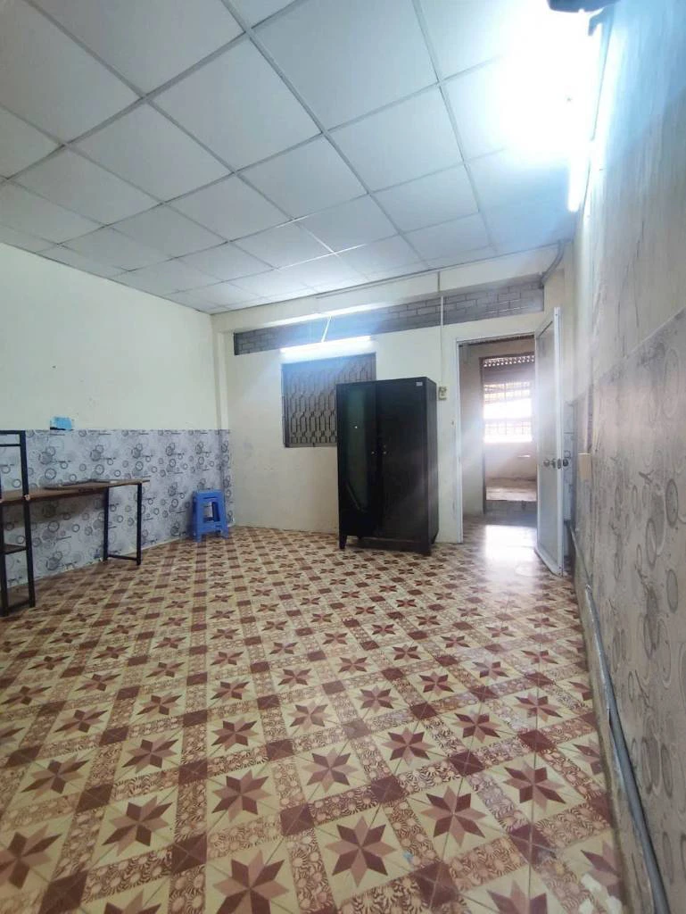 BÁN NHÀ ĐƯỜNG NGUYỄN HỒNG ĐÀO, TÂN BÌNH, DTCN 107M2, NHÀ CŨ, TIỆN XÂY MỚI, GIÁ 12,8 TỶ — ảnh 3