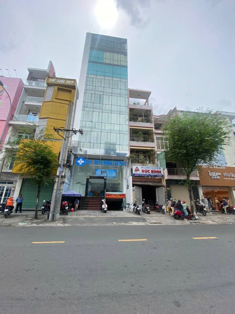Bán tòa nhà mặt tiền Sư Vạn Hạnh Quận 10, Hầm 10 tầng, HĐT 200tr/th, giá 135 tỷ — ảnh 1