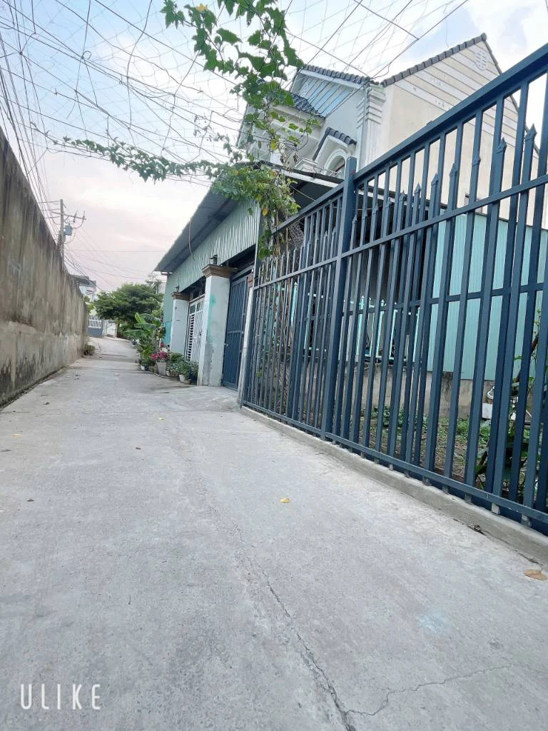 NGỘP BANK, BÁN GẤP NHÀ MÁI THÁI TÂN UYÊN BÌNH DƯƠNG, Ô TÔ NGỦ TRONG NHÀ, CHỈ 2.7 TỶ TL MẠNH — ảnh 2
