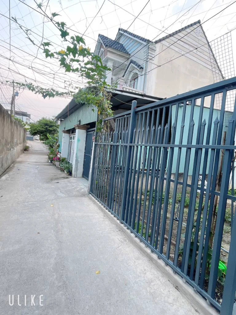 NGỘP BANK, BÁN GẤP NHÀ MÁI THÁI TÂN UYÊN BÌNH DƯƠNG, Ô TÔ NGỦ TRONG NHÀ, CHỈ 2.7 TỶ TL MẠNH — ảnh 3