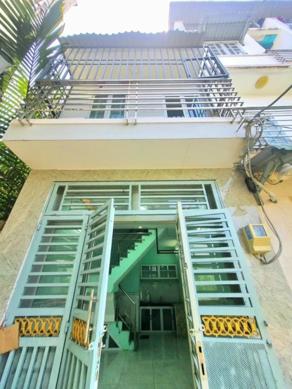 Bán nhà Nhà Bè đường Huỳnh Tấn Phát, Nhà Bè, DT 18m², 2 phòng ngủ, giá 1,25 tỷ