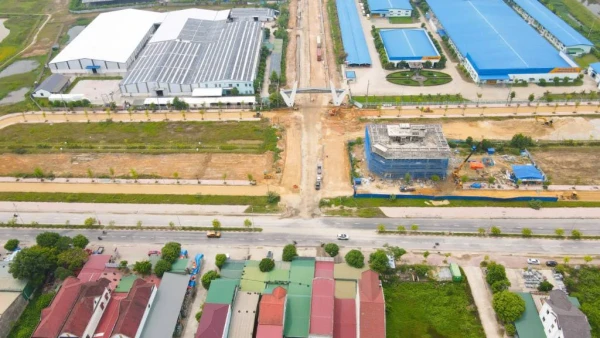 BÁN ĐẤT CỤM CÔNG NGHIỆP EZ.PARK HÀ TĨNH I, DT 5000M2, ĐIỆN 22KV, PCCC VIỄN THÔNG ĐẦY ĐỦ, GIÁ ĐẦU TƯ