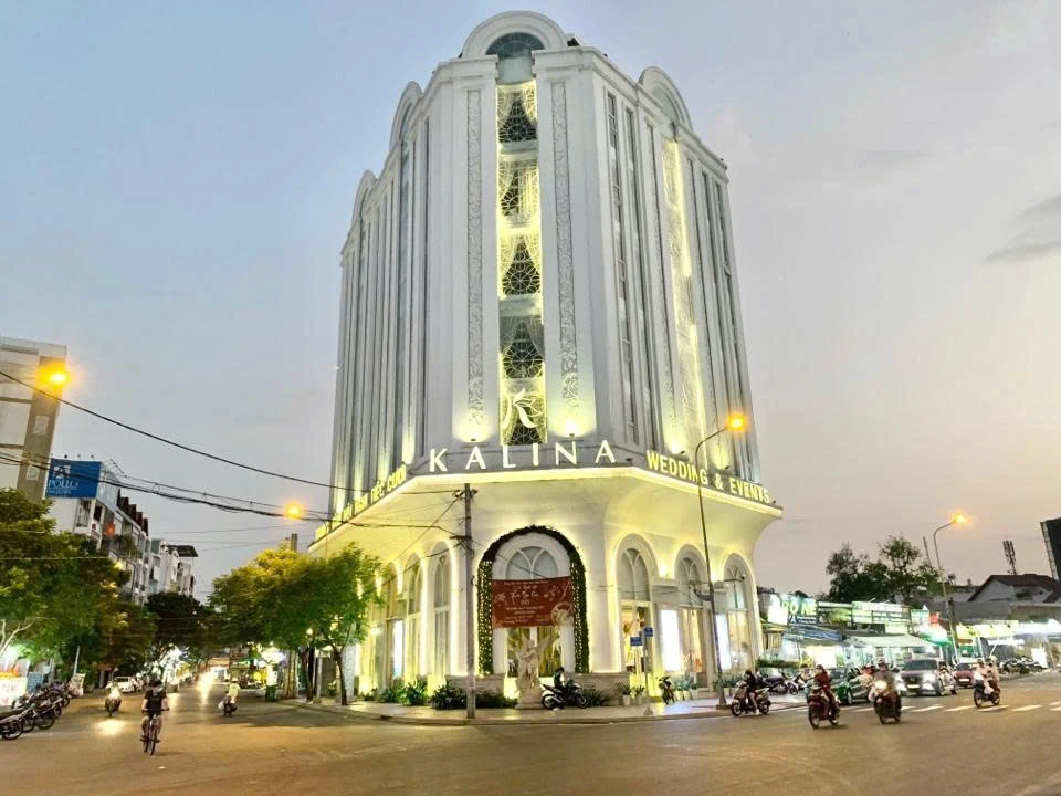 Bán Nhà 105-107 Bờ Bao Tân Thắng, 24x30m TDT: 412.7m2 Góc 2MT Hầm Lửng 5 Lầu ST — ảnh 2