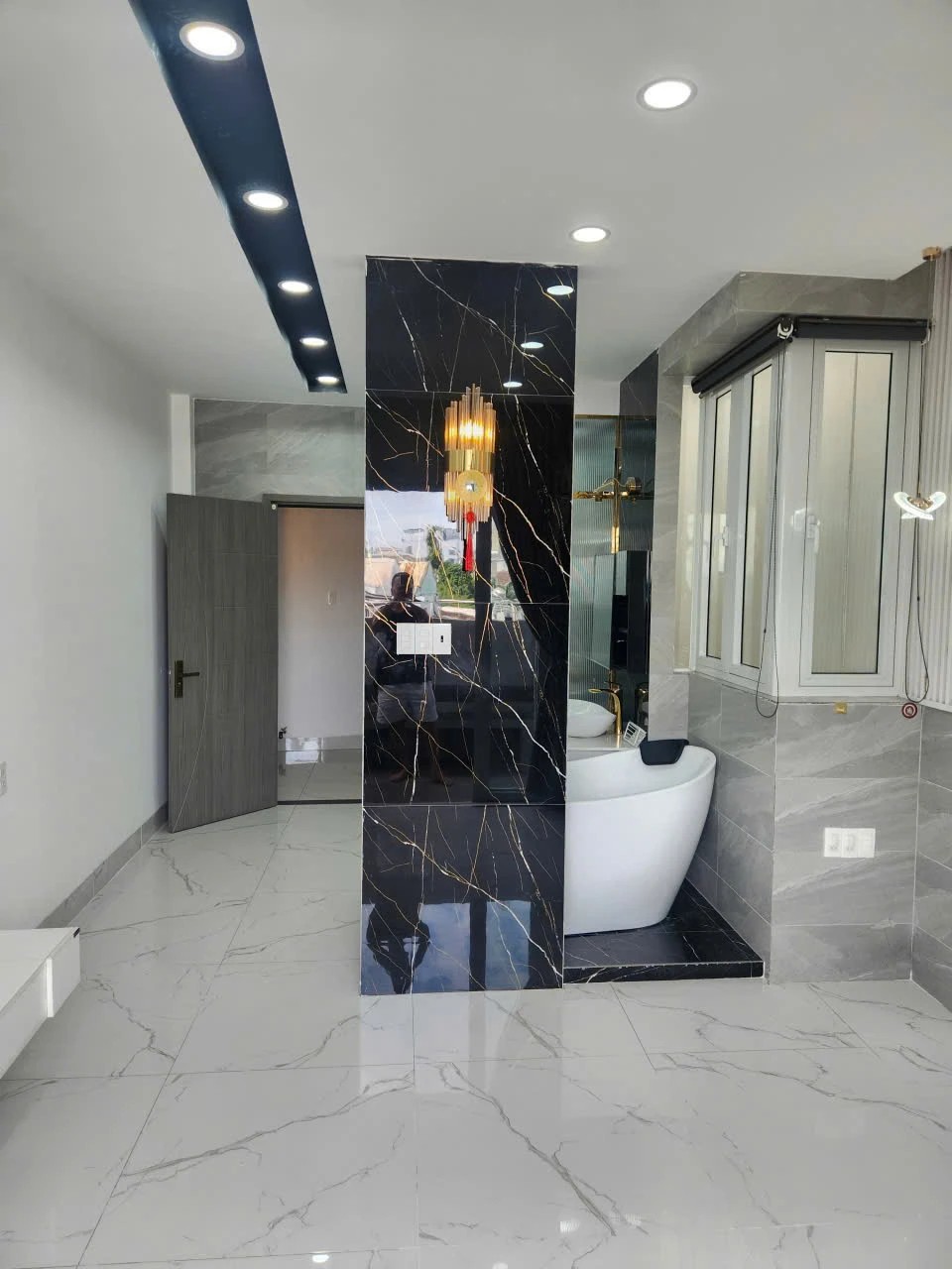 Bán nhà Bình Trị Đông, Bình Tân, 4x9.69m – 2 lầu ST — ảnh 3