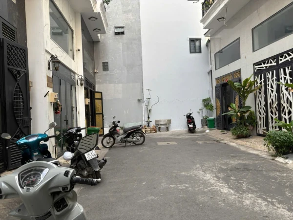 Bán nhà hẻm Hương Lộ 2, Bình Tân, DT 4x13.5m – Lửng 2 Lầu