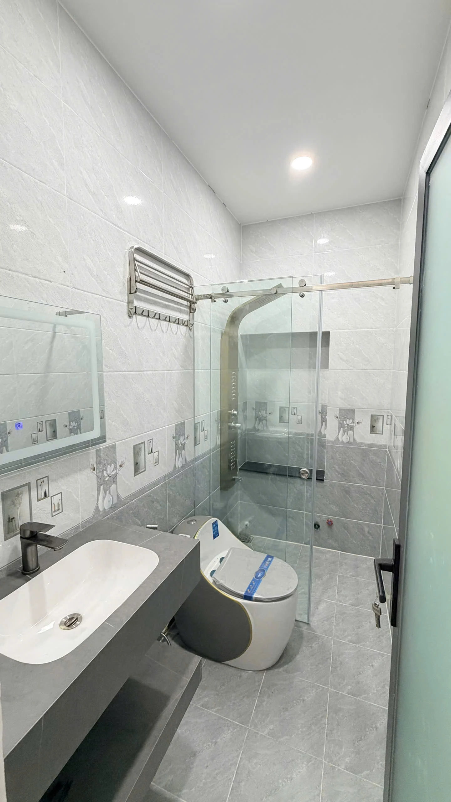 Bán nhà hẻm đường Hương Lộ 2, Bình Tân, DT 4.2x13.4m – 2 lầu + ST — ảnh 3