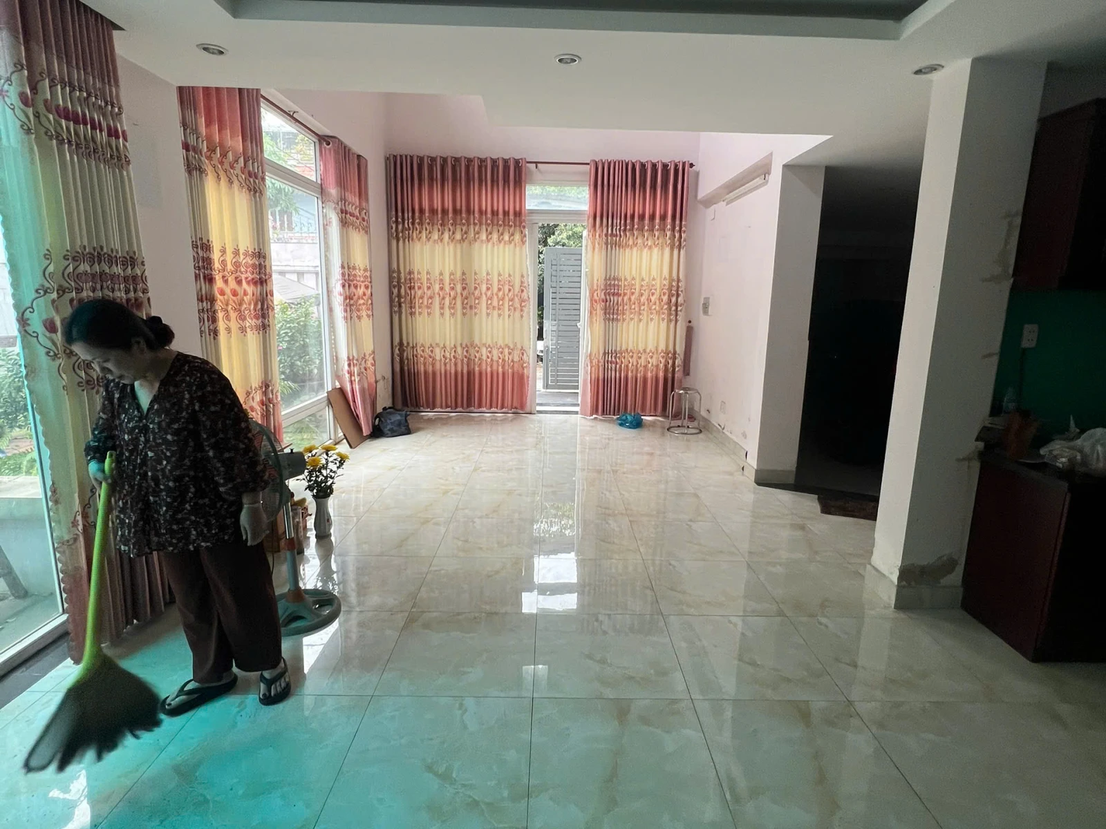 Bán Nhà 2 Lầu DT: 13x12m Hẻm 1/ Đường Dương Đức Hiền, P. Tây Thạnh — ảnh 2