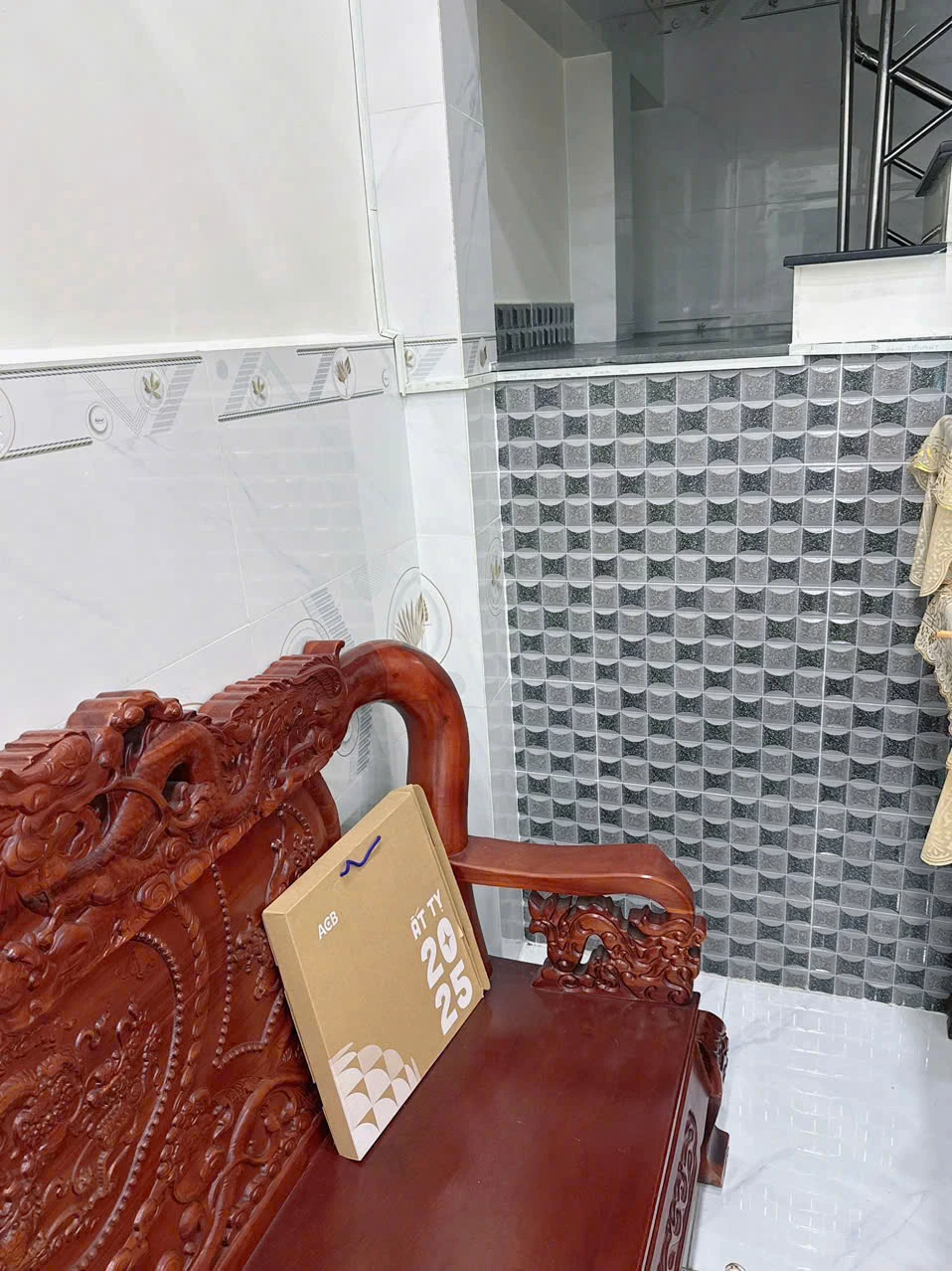 Bán nhà mặt tiền Tỉnh Lộ 10, Bình Trị Đông, Bình Tân - 4.85x16.37m – cấp 4 — ảnh 1