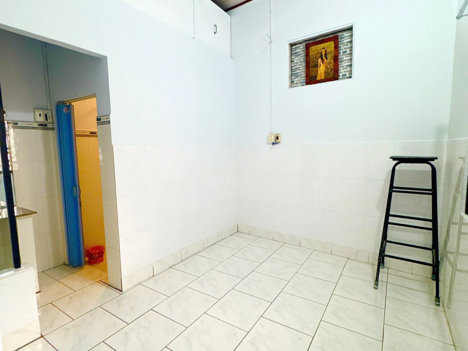 Nhà hẻm Chiến Lược, Bình Tân – 1 lầu, tiện ích đầy đủ — ảnh 2