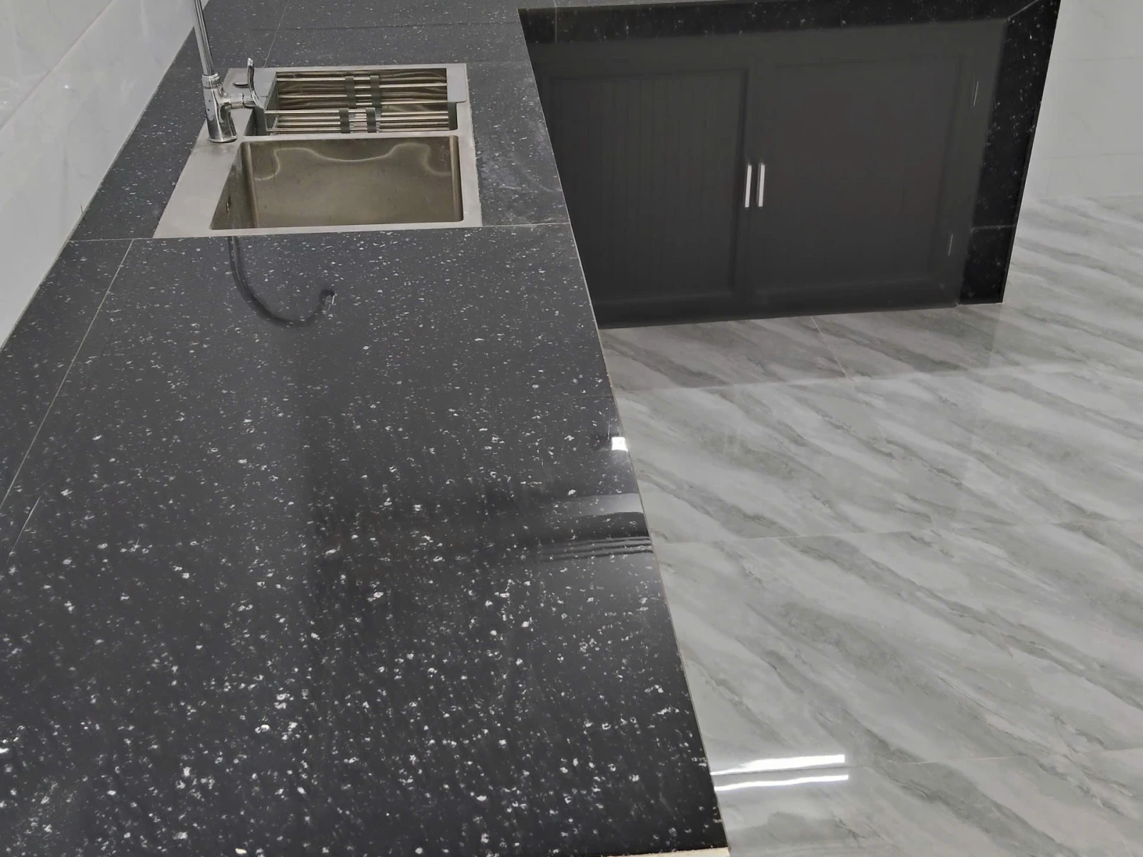 Bán Nhà Mặt Tiền Tỉnh Lộ 10, Bình Tân, 6.1x34m – Cấp 4 — ảnh 1