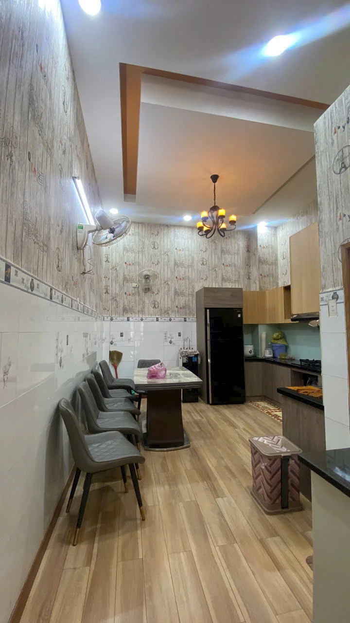 Bán nhà hẻm Chiến Lược, Bình Trị Đông A, Bình Tân, DT 4x13, 3 lầu ST — ảnh 3
